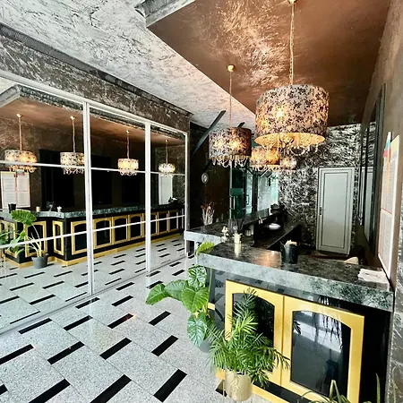 Sunny Plaza Celebrity Апартаменты *