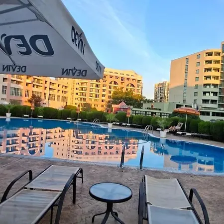 Апартаменты Sunny Plaza Celebrity *